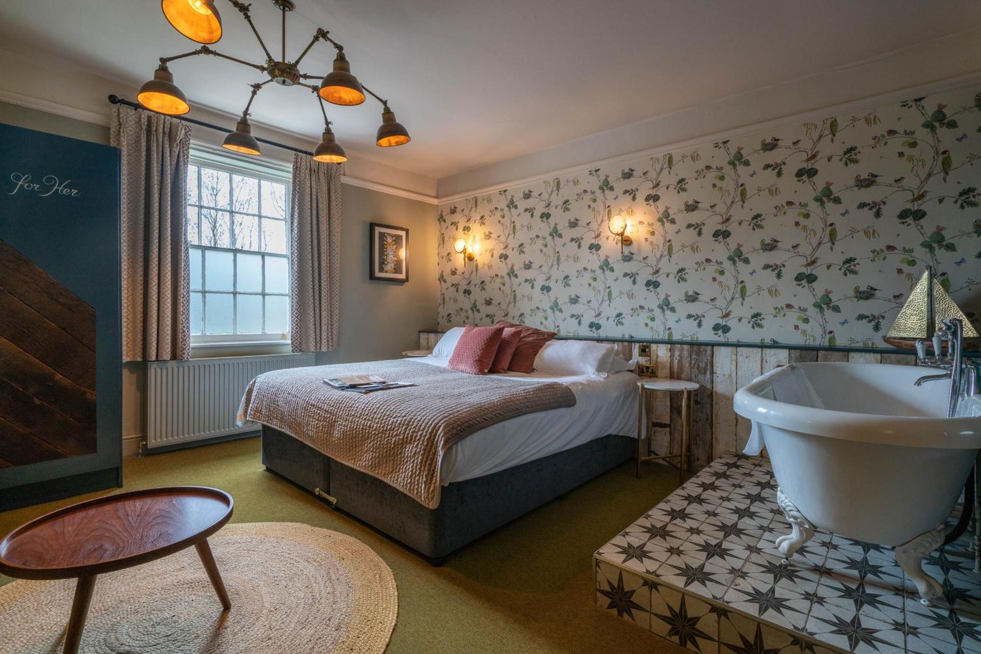 The Dundas Arms Kintbury Екстериор снимка